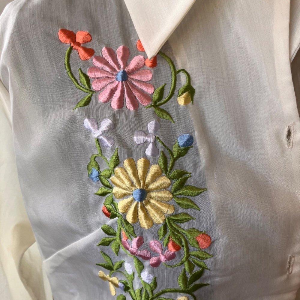 1950/60s vintage embroidered long sleeve shirt - Picture 4 of 13